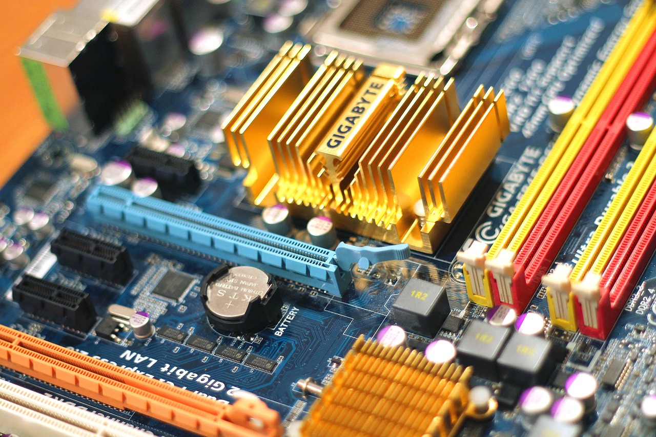 motherboard, circuits, computer-699034.jpg